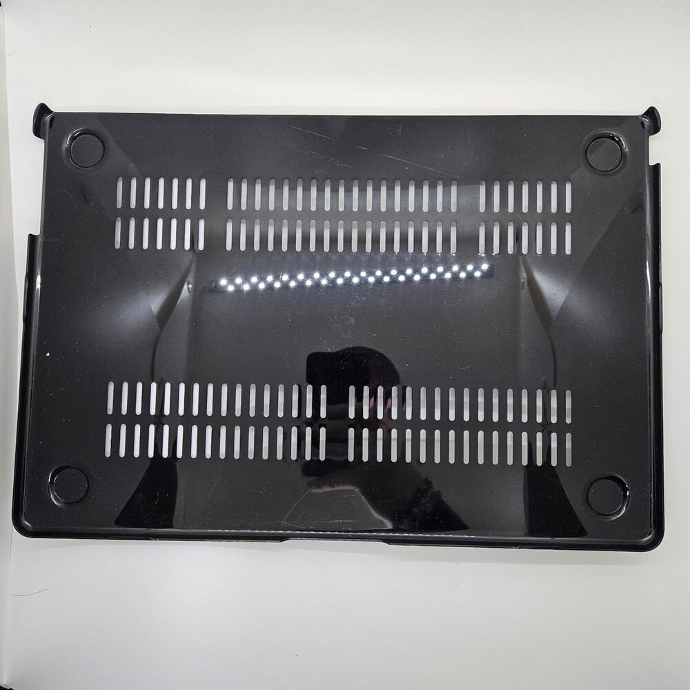 Apple Labtop Case - Picture 4 of 5